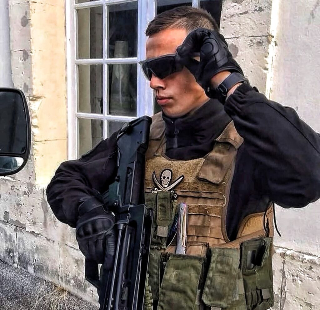 combattant mma francais romain debienne